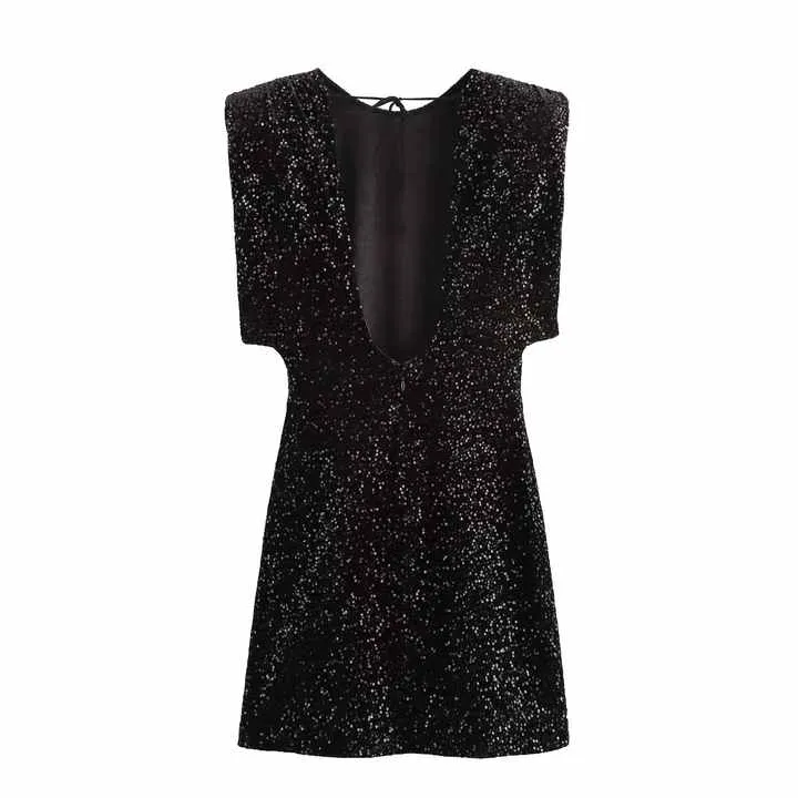 فستان قصير مخملي مزين بالترتر ,Short velvet dress decorated with sequins