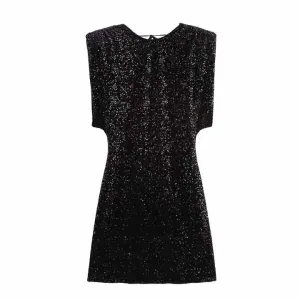 فستان قصير مخملي مزين بالترتر ,Short velvet dress decorated with sequins