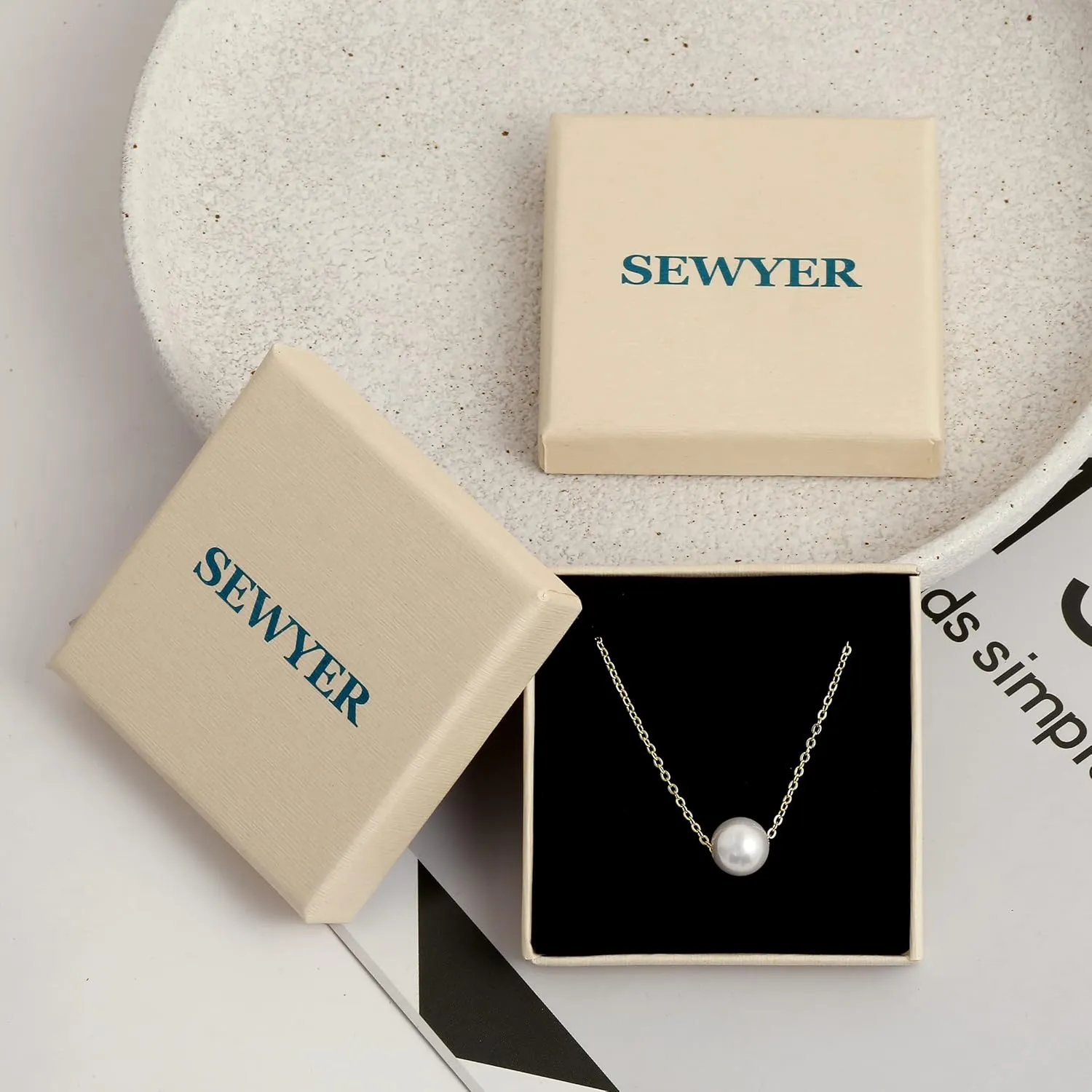 Dainty Layered Necklaces for Women Silver Trendy Layering Necklace Snake Paperclip Figaro Chain Layered Necklace Set Everyday Jewelry Gift
