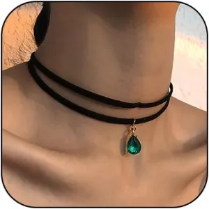 Gothic Black Choker Layered Velvet Crystal Pendent Choker Necklaces Halloween Necklace for Women