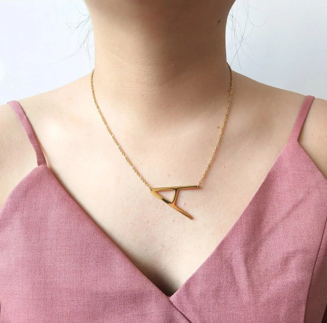 HUAN XUN Initial Necklace Alphabet Letter Charm Necklaces Jewelrys Name A to Z