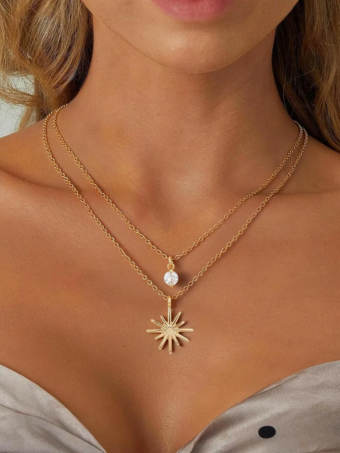 Layered Gold Necklaces for Women, 18K Real Gold Plated Gold Layered Disc Circle Pearl Pendant Necklace Choker Necklace Set Jewelry Gifts for Women