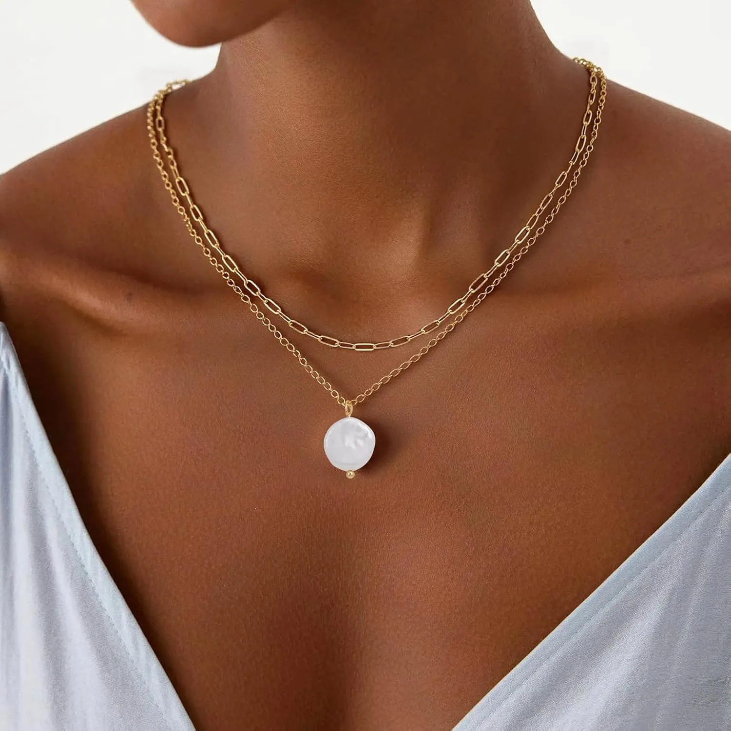 Layered Gold Necklaces for Women, 18K Real Gold Plated Gold Layered Disc Circle Pearl Pendant Necklace Choker Necklace Set Jewelry Gifts for Women