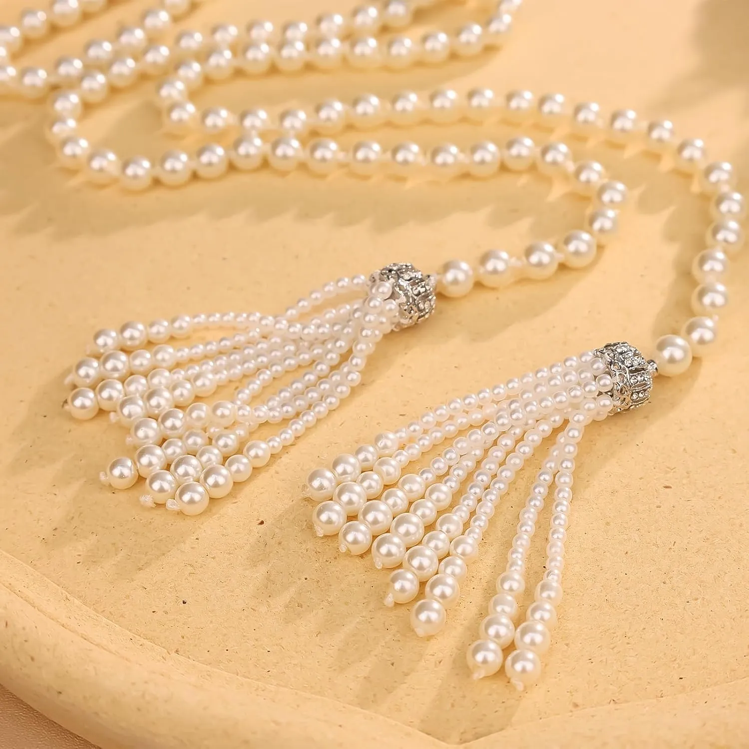 Long Pearl Necklace for Women Multilayer Faux Pearl Bead Long Strand Chain Chunky Big Pearl Necklace Vintage Stacked Tassel Strands Necklace Bridal Wedding Party 1920s Costume Jewelry