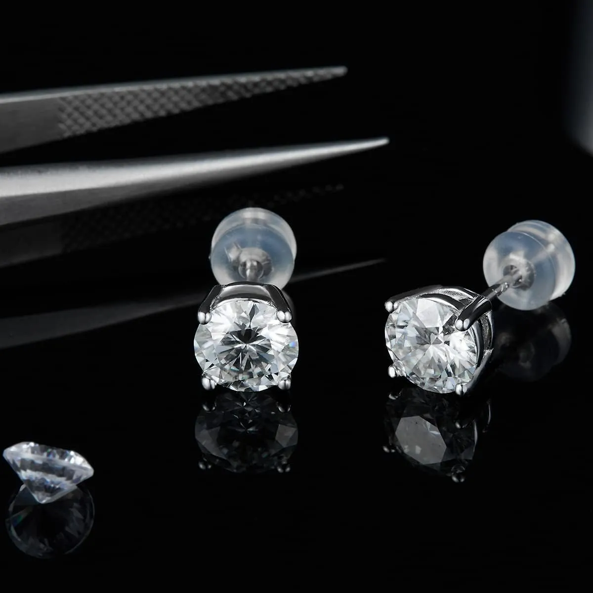Moissanite Stud Earrings for Women,Sterling Silver 925 Earrings Jewelry Engagement Gifts for Women Men