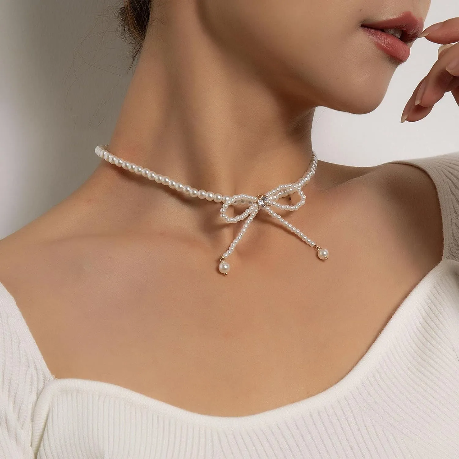 Pearl Bow Necklace Pearl Choker Necklace for Women White Pearl Beaded Necklace Bowknot Necklace Wedding Jewelry Accessories