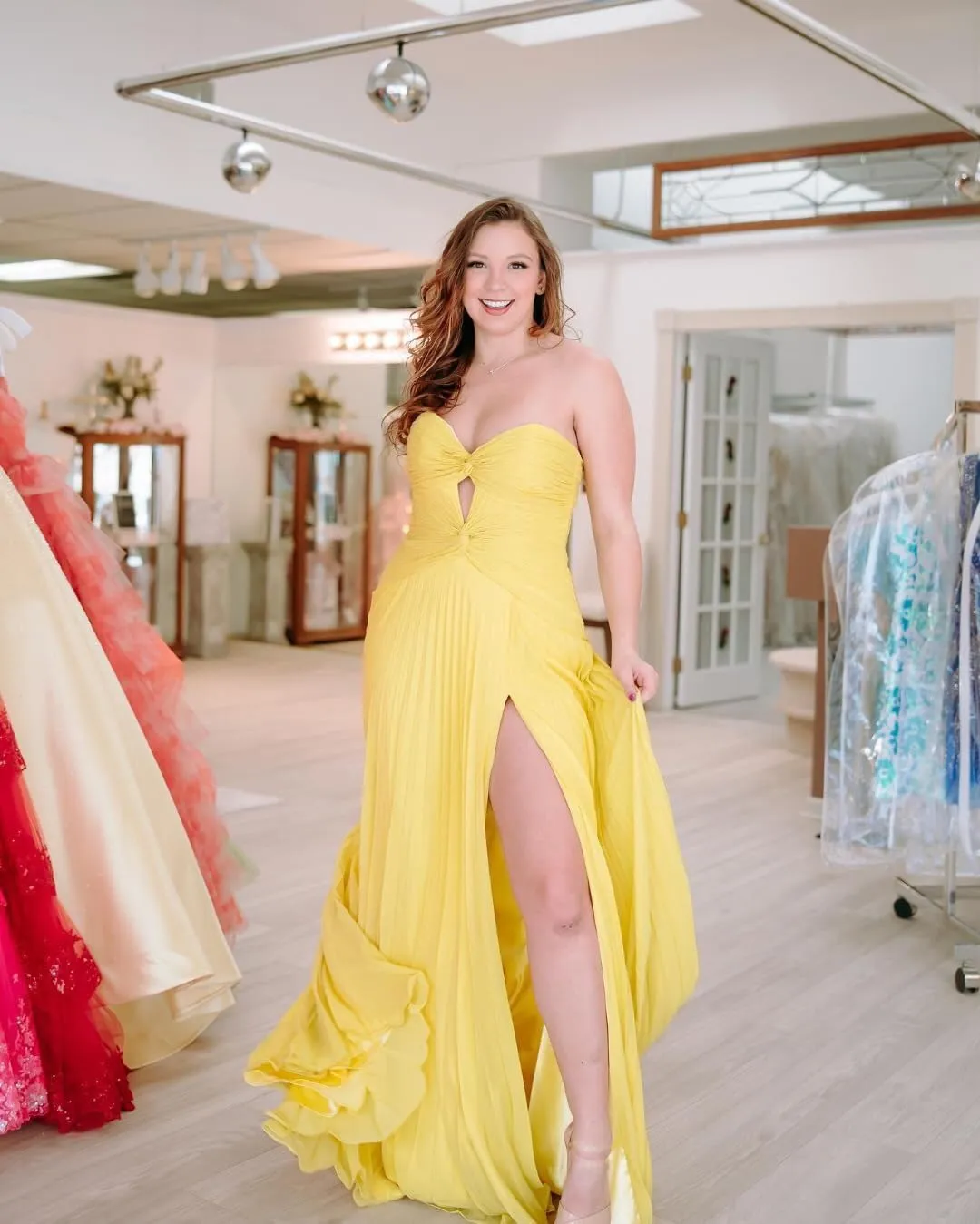 Strapless Chiffon Bridesmaid Dresses for Women Long A Line Pleated Formal Evening Gowns with Slit MJ001
