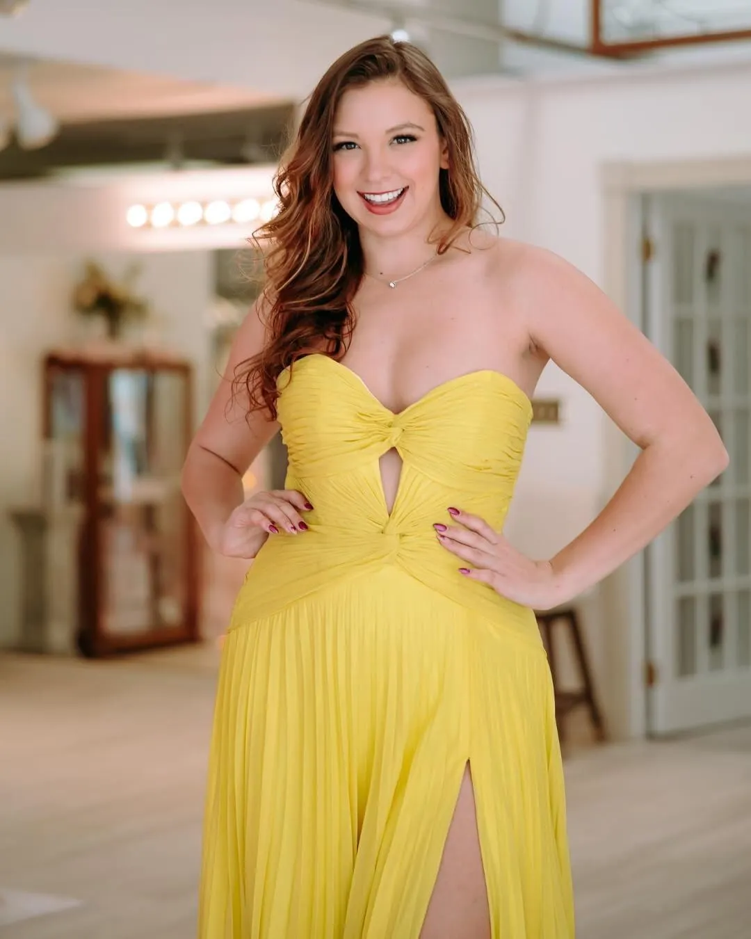 Strapless Chiffon Bridesmaid Dresses for Women Long A Line Pleated Formal Evening Gowns with Slit MJ001