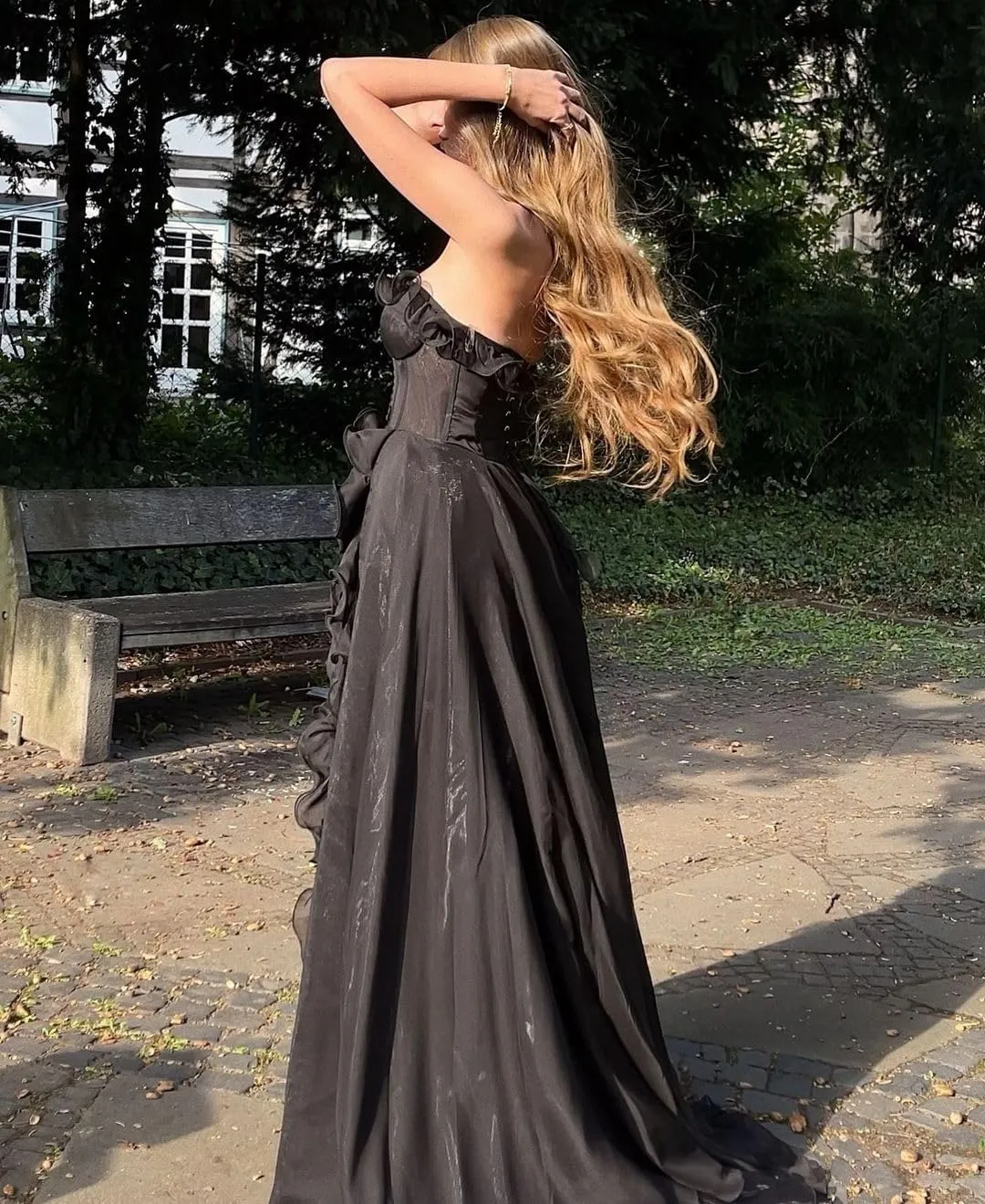 Strapless Prom Dresses for Women 2025 with Slit Long Ball Gown A-Line Ruffles Chiffon Formal Evening Dress