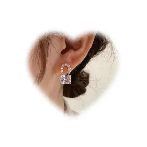 W WEILIRIAN Boho Crystal Lock Earrings Square Rhinestone Dangle Earrings Vintage Pearl Earrings Gold Pearl Bead Earrings Jewelry for Women and Girls Gifts