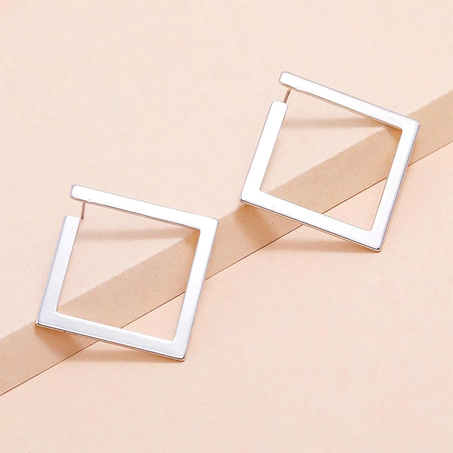 W WEILIRIAN Vintage Square Earrings for Women Hollow Square Earrings Gold Square Stud Earrings Geometric Square Dangle Earrings for Girls Gifts