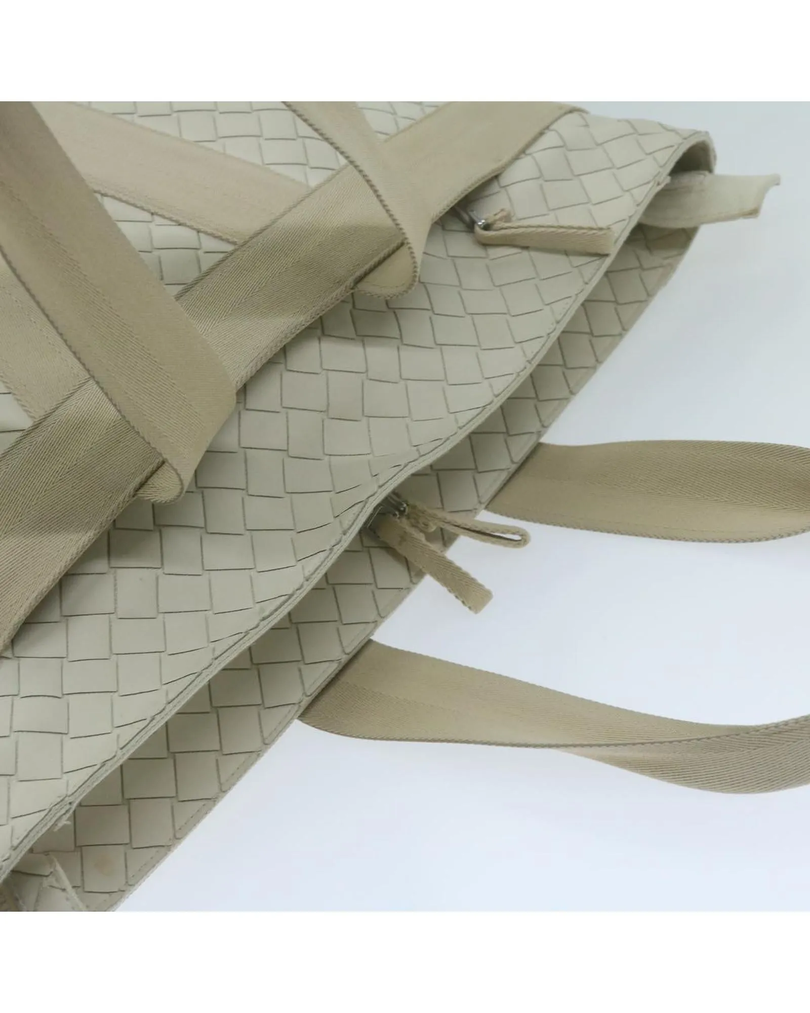 White Leather Scorpito Tote Bag with Intrecciato Weave Detailing