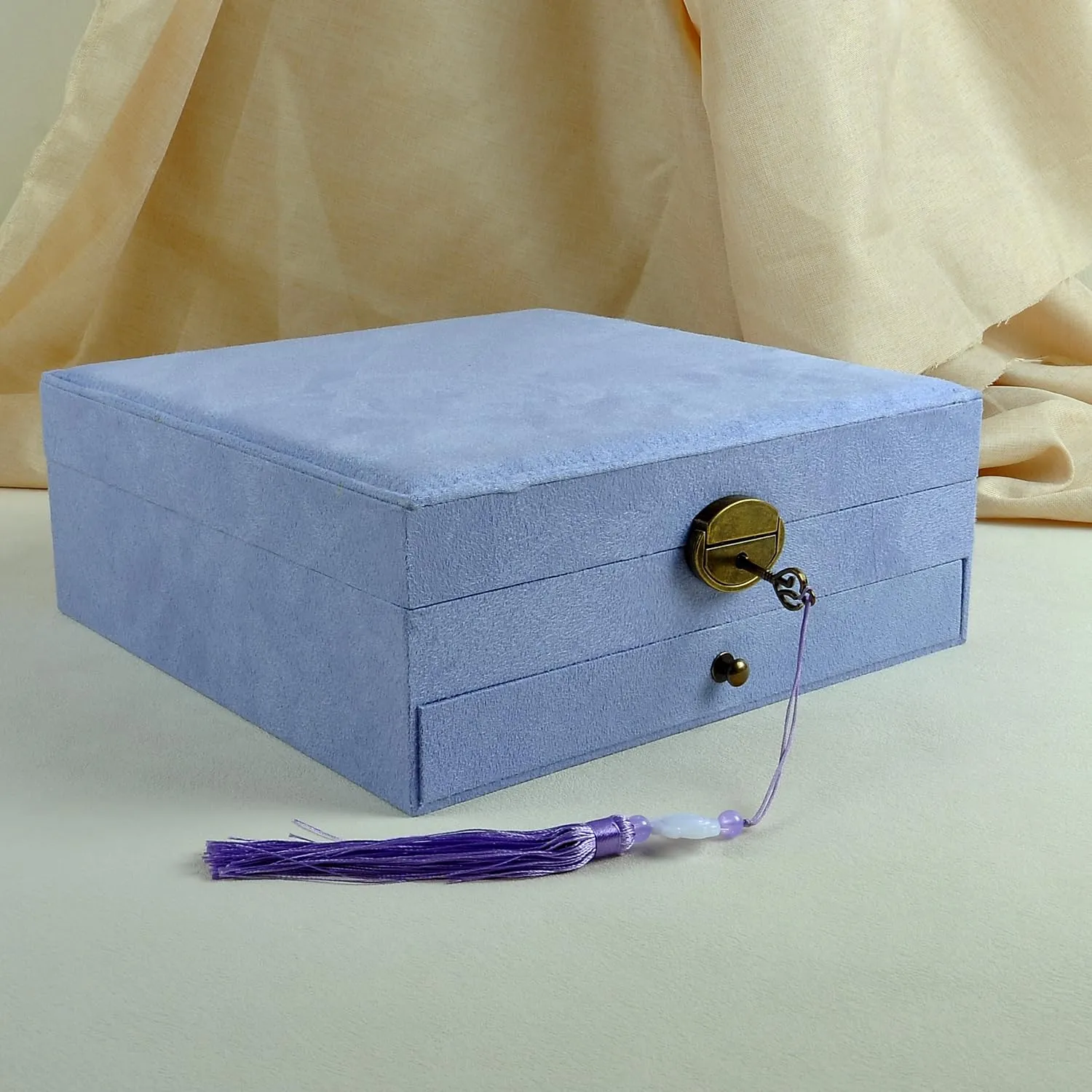 Women Jewelry Box Lockable 3 Layers Large Jewelry Organizer Storage Case for Earrings Necklaces Rings Bracelets,Green Display Jewel Holder (Lavender)