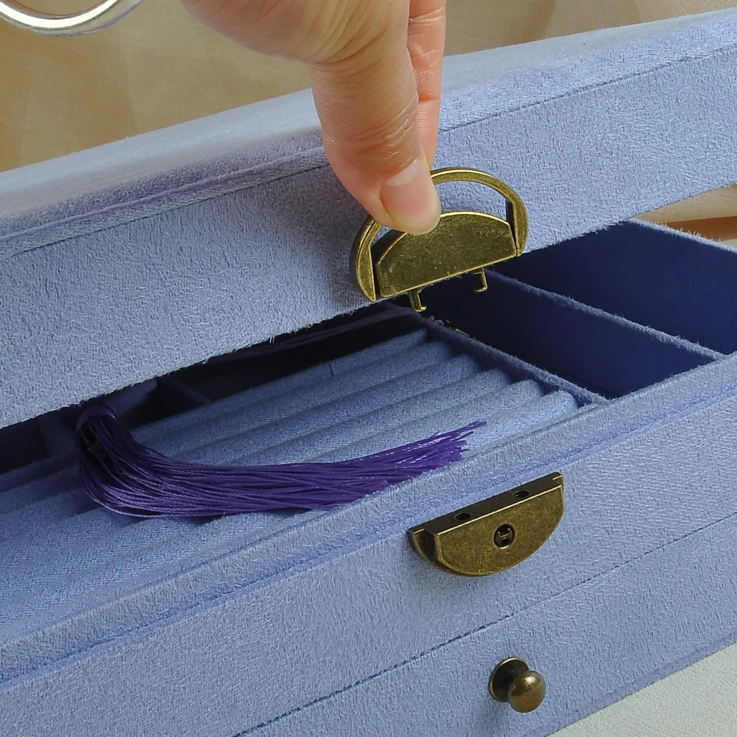 Women Jewelry Box Lockable 3 Layers Large Jewelry Organizer Storage Case for Earrings Necklaces Rings Bracelets,Green Display Jewel Holder (Lavender)