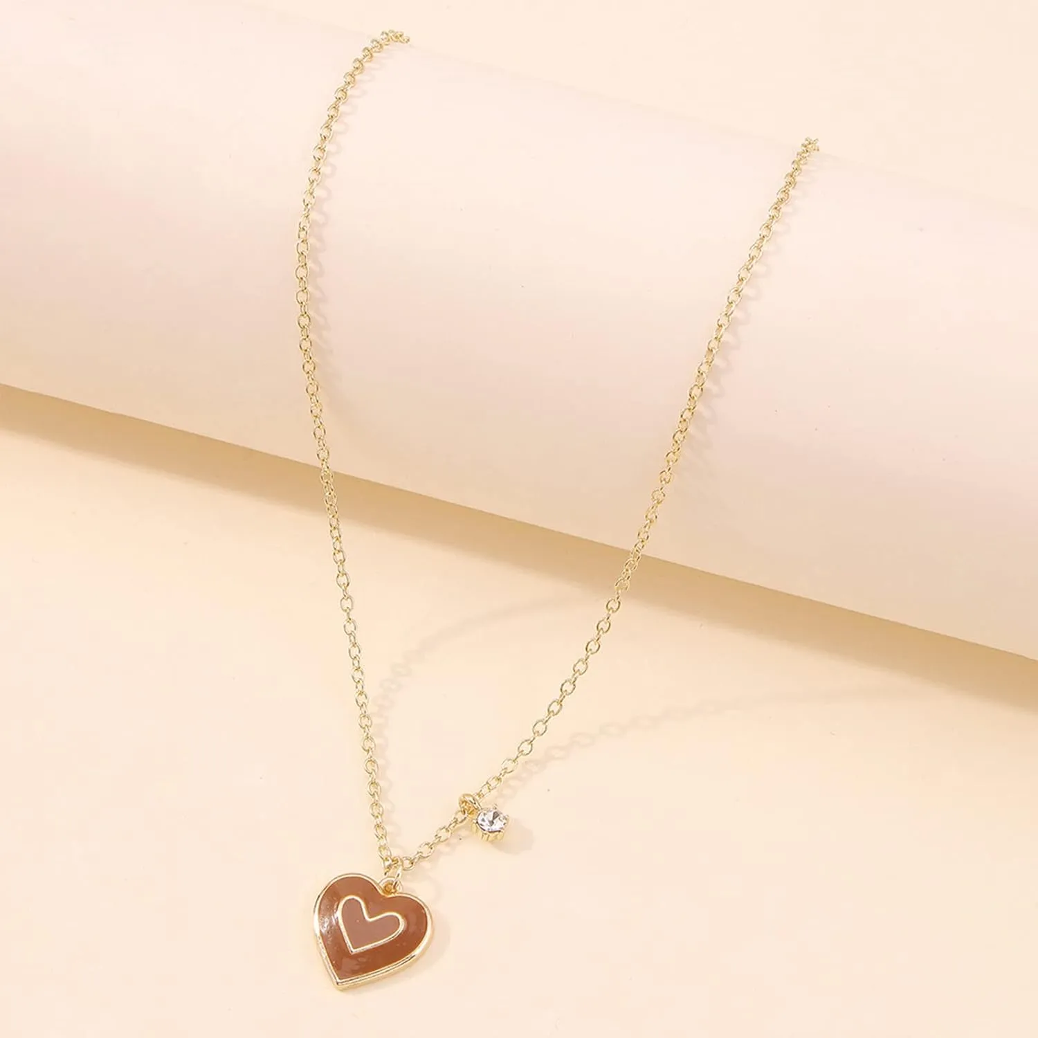 YANCHUN Gold Heart Necklace for Women Trendy Y2k Red Heart Necklace Layered Heart Pendant Necklace Cute Heart Charm Necklace for Women Fashion Jewelry Gifts